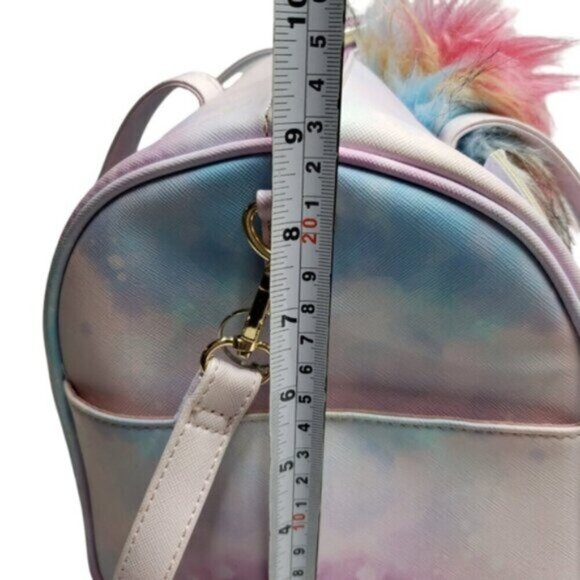 Under One Sky Unicorn Small Duffle Overnight Weekend Bag Pastel - Picture 13 of 15